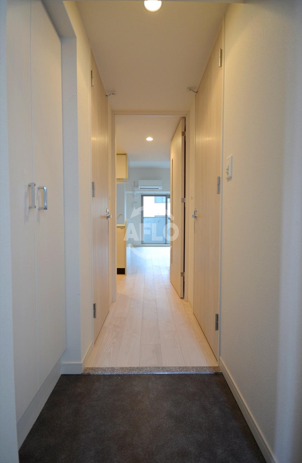 玄関　プレサンス北浜ラフェスタ　玄関