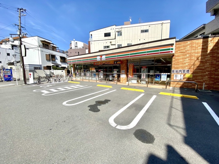 コンビニ　セブンイレブン大阪長居東４丁目店（コンビニ）まで80m
