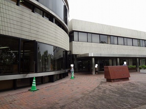 図書館　岡山市立      中央図書館（図書館）まで600m