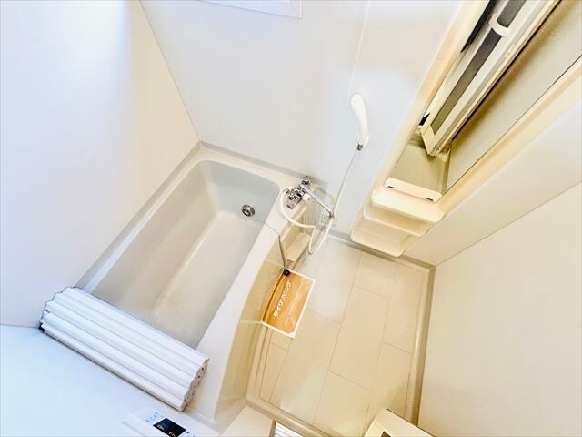 バス・シャワールーム　同一建物内１０６号室内装写真転載