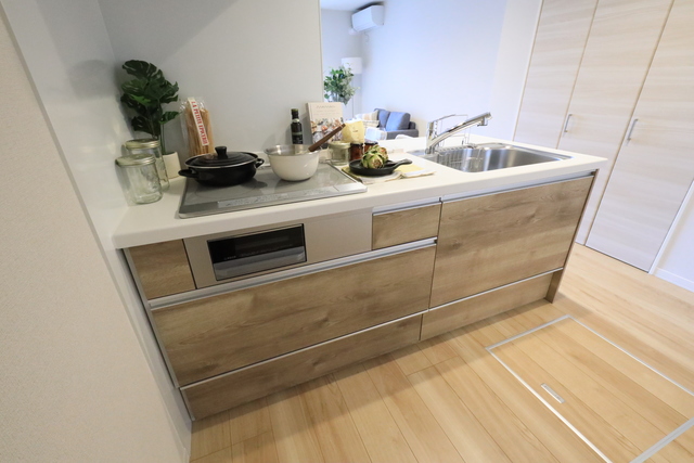 キッチン　モデルルーム実施中