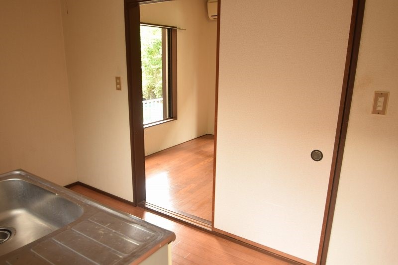 玄関　※別部屋参考写真※