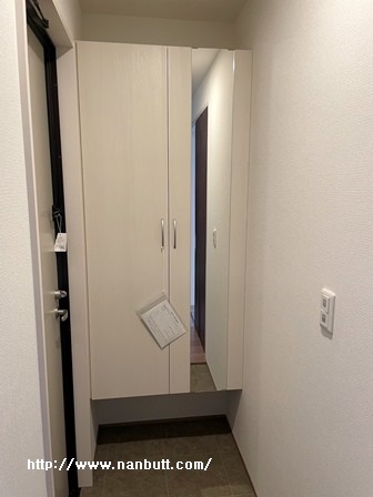玄関　シューズボックス付き玄関