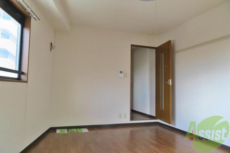 その他部屋・スペース　ベッドを置けば寝室の完成ですね、９．２帖で広めの１Ｋです