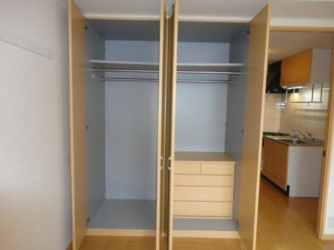 収納　収納（イメージ）