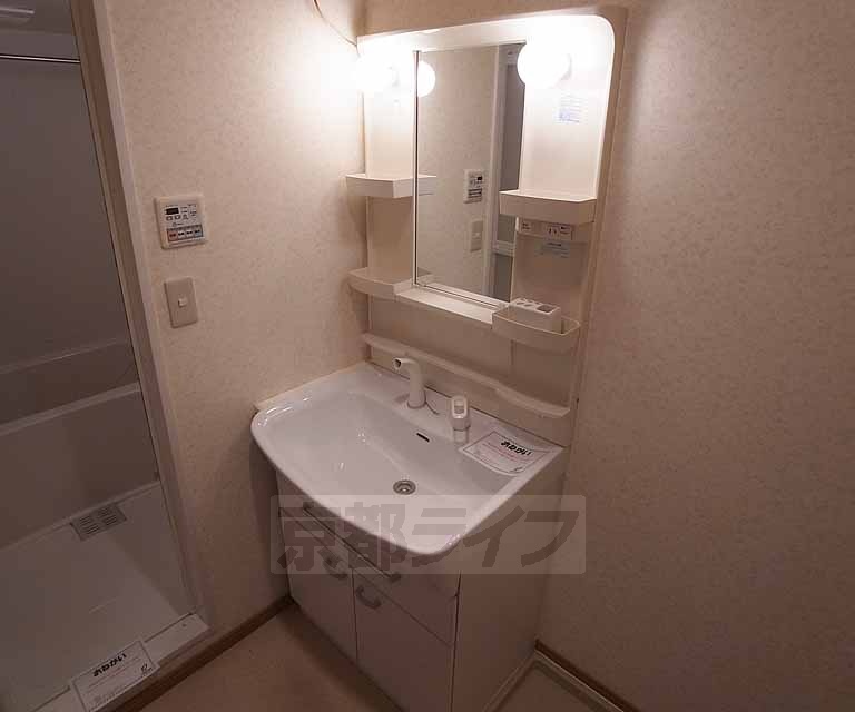 洗面設備　便利なシャンプードレッサー