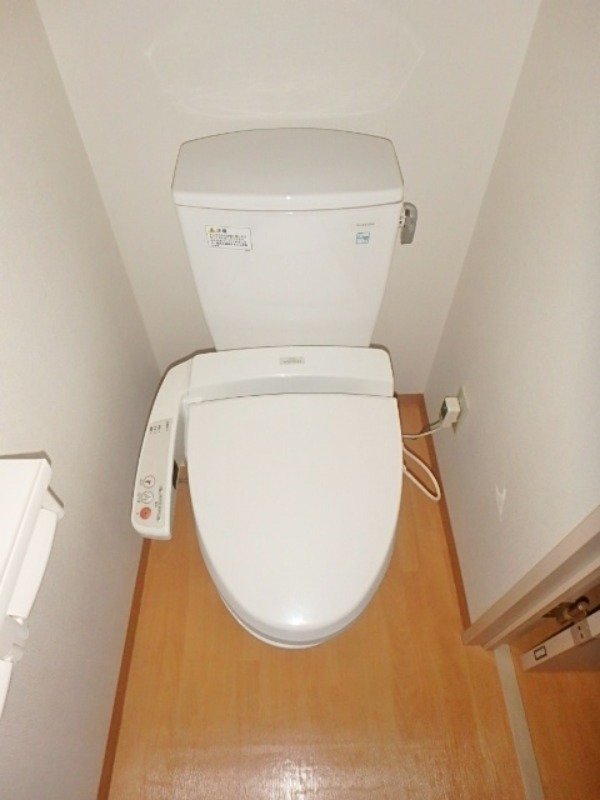 トイレ　図面と現状に相違がある場合には現状を優先