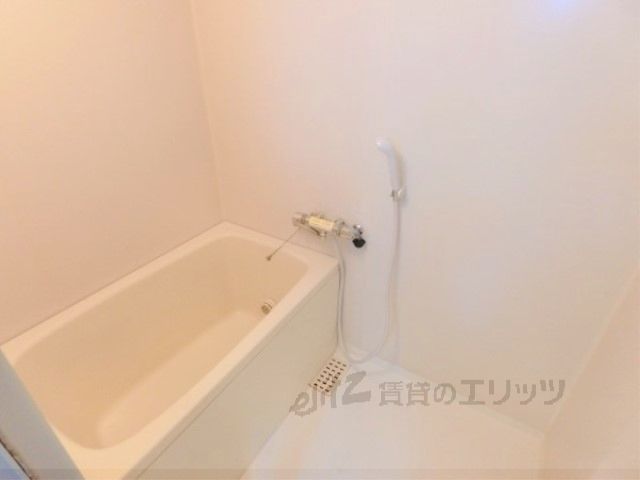 バス・シャワールーム　風呂