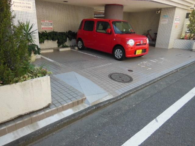 駐車場　★お部屋探しは株式会社タウンハウジング東京まで★