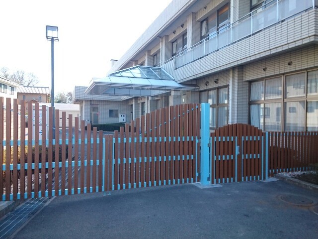 幼稚園・保育園　はちの木こども園分園（幼稚園・保育園）まで220m