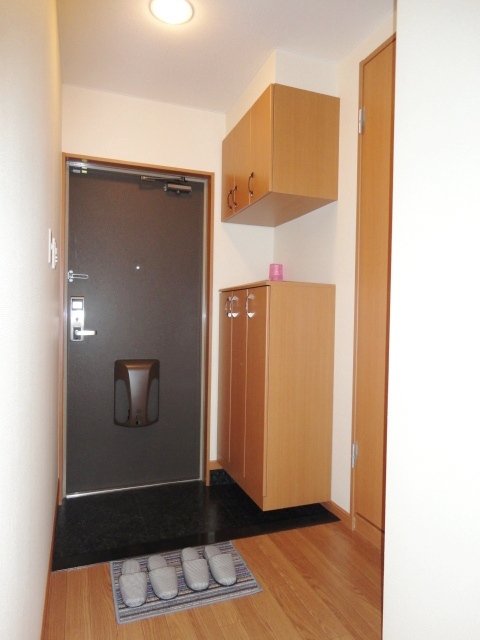 玄関　ゆったりとした玄関です