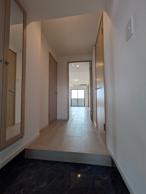 バルコニー　※建築中。３０２号室モデルルームの写真です。