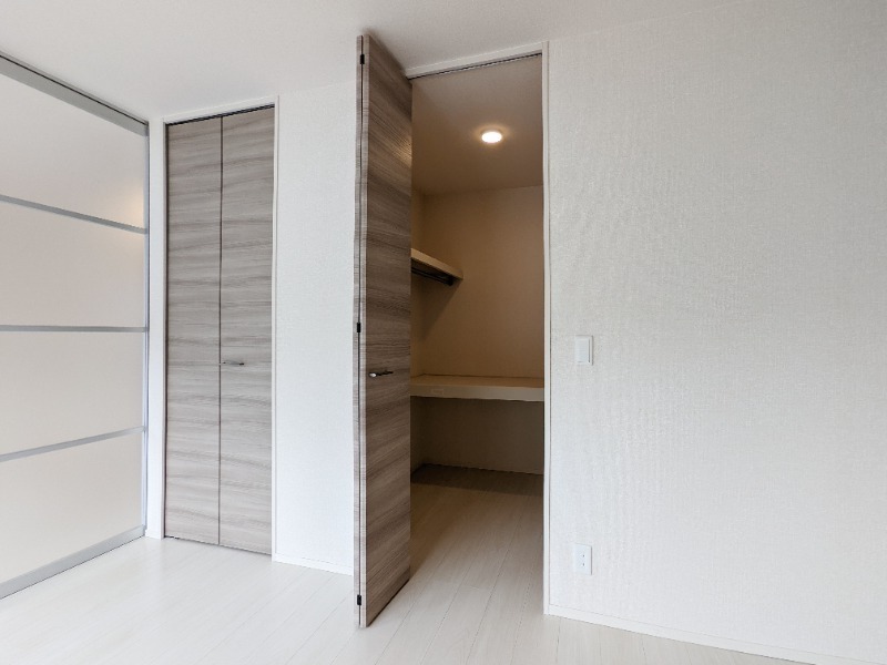 収納　図面と現状に相違がある場合には現状を優先