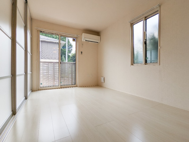 居室・リビング　図面と現状に相違がある場合には現状を優先