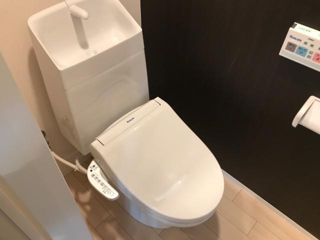 トイレ　シャワー付トイレ