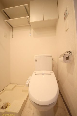 トイレ　SERENiTE本町エコート