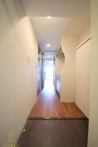 玄関　SERENiTE本町エコート