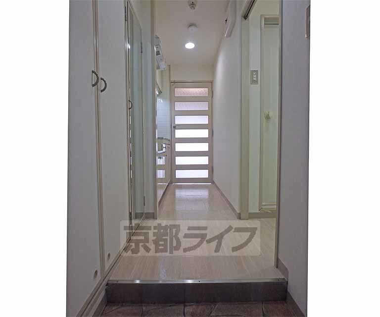 その他部屋・スペース　玄関から見たところです。