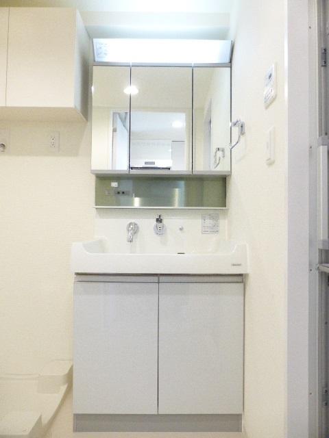 洗面設備　洗面設備