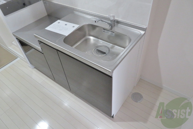 キッチン　キッチンは広さも十分で使いやすそうです。