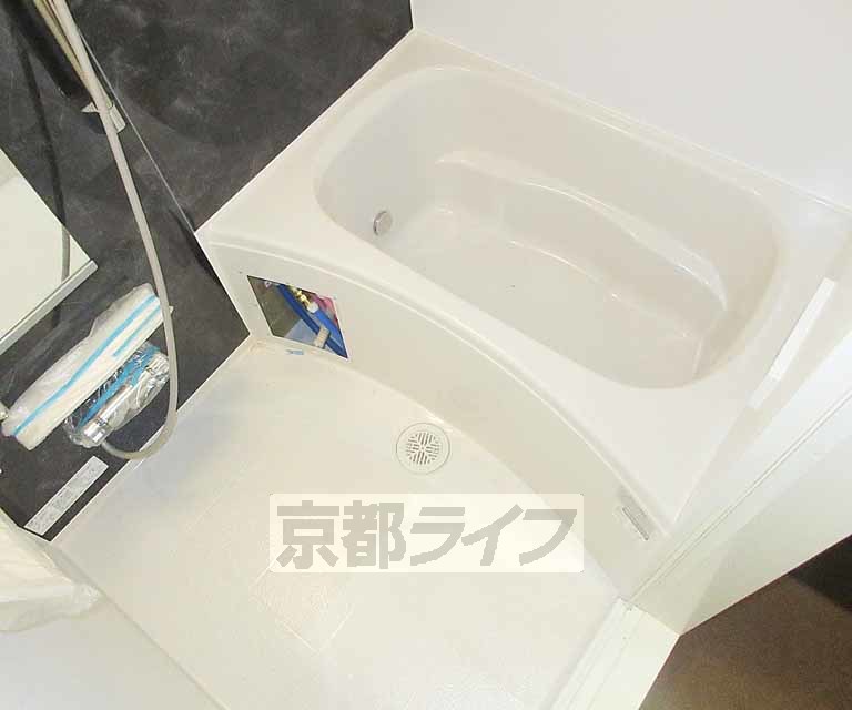 バス・シャワールーム　広々しております