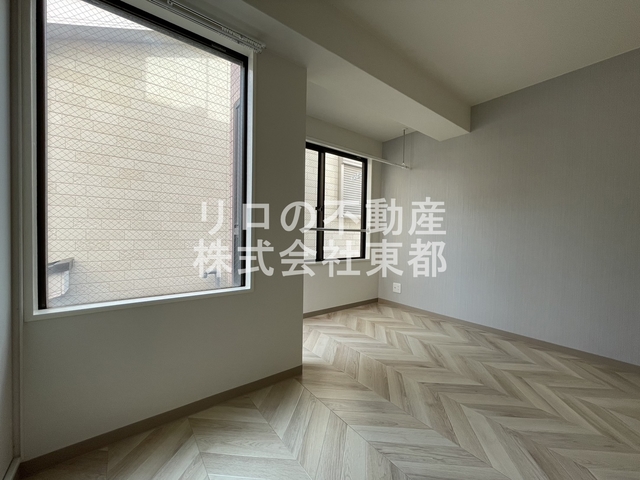 その他部屋・スペース　窓から暖かな日差しが入ります♪