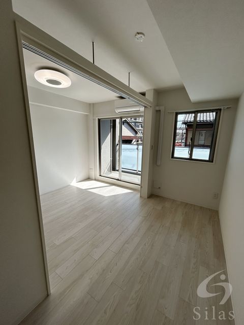 居室・リビング　同仕様