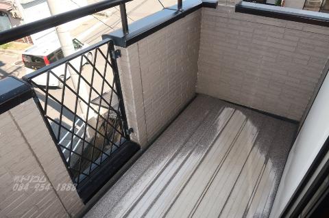 バルコニー　ベランダ