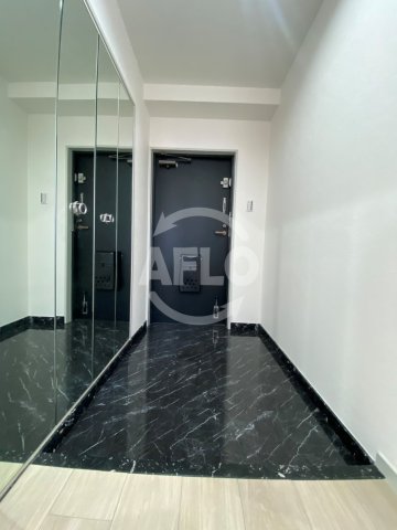 玄関　メゾン・ド・ノブレ　玄関