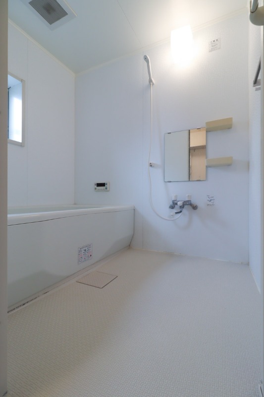 バス・シャワールーム　図面と現状に相違がある場合には現状を優先