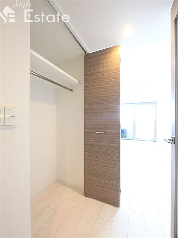 収納　クローゼット