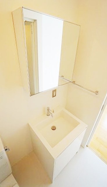 洗面設備　別部屋同仕様タイプ