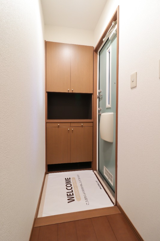 玄関　図面と現状に相違がある場合には現状を優先