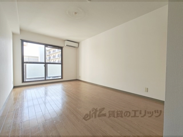 居室・リビング　居室