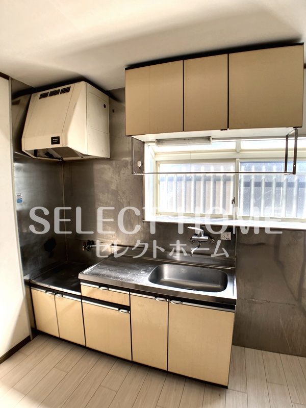 キッチン　コンパクトなキッチンで掃除もラクラク