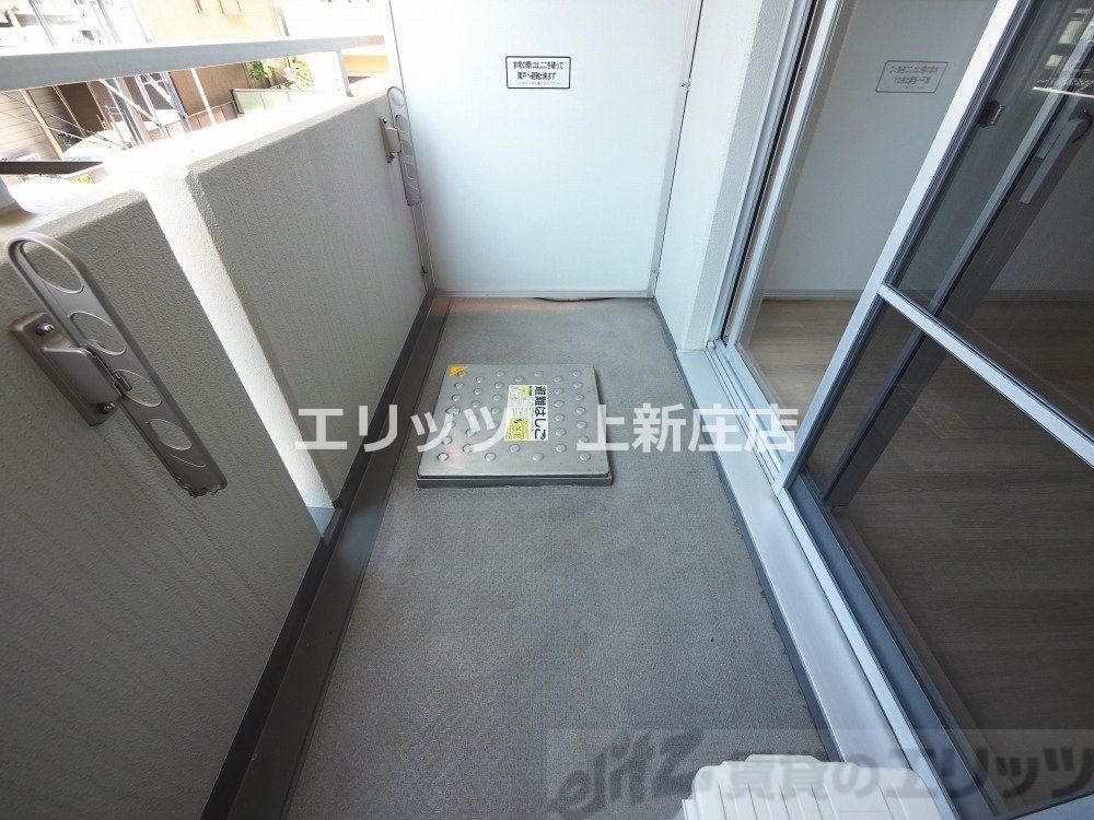 バルコニー　バルコニー