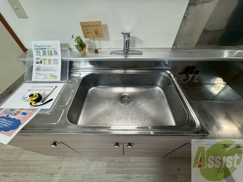 洗面設備　こちらに洗面台があります。朝の洗顔はこちらで。