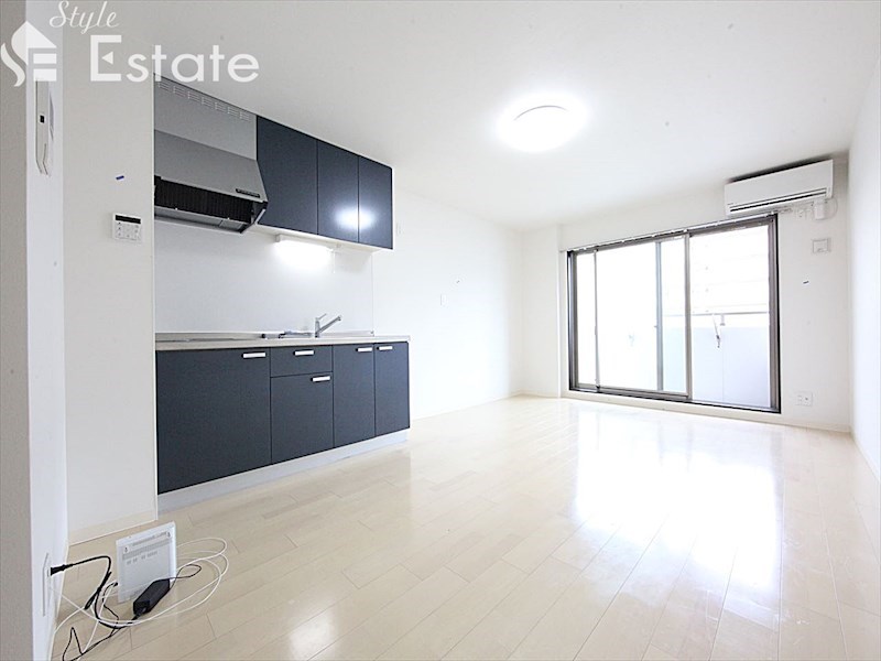 居室・リビング　内装