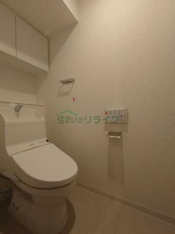 トイレ　※参考写真です。似た間取りの別部屋になります。
