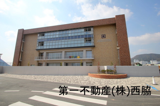 中学校　西脇南中学校（中学校）まで1165m
