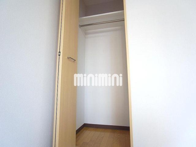 収納　たっぷり収納できるクローゼットです。