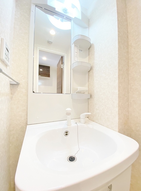 洗面設備　独立洗面台・シャンプードレッサー