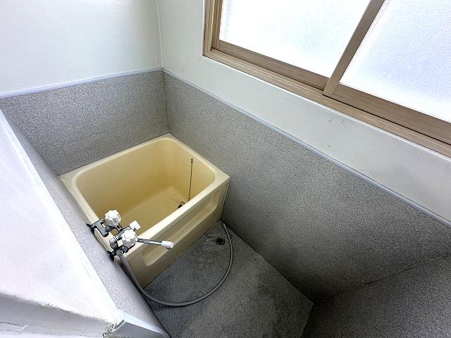 バス・シャワールーム　浴室