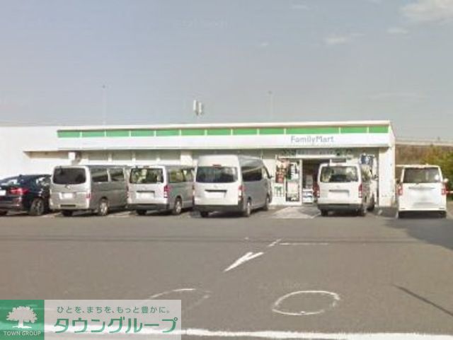 コンビニ　ファミリーマート早渕二丁目店（コンビニ）まで330m