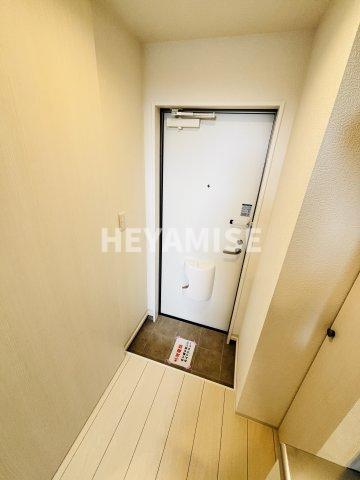 玄関　※同物件同室タイプの写真でございます※現況を優先します※