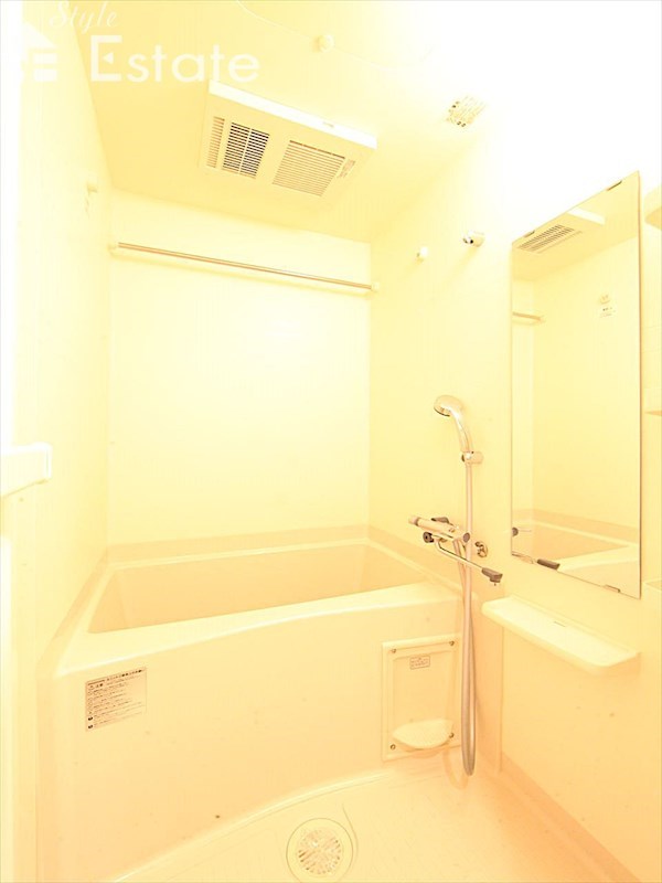 バス・シャワールーム　バスルーム