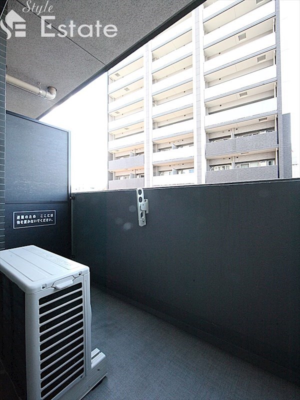 バルコニー　バルコニー