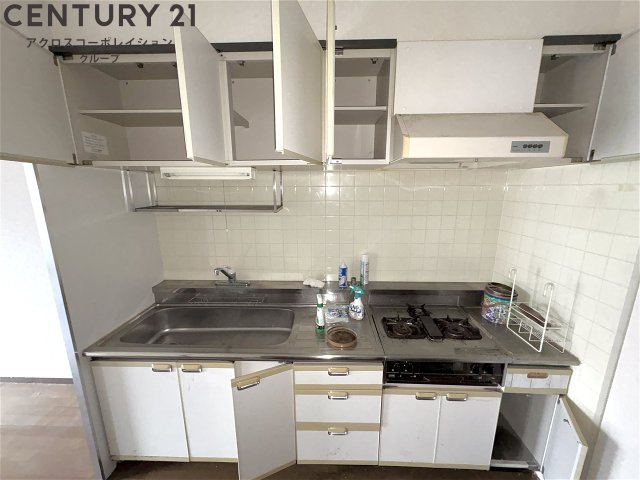 キッチン　収納たっぷりのキッチンです！