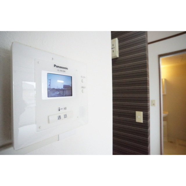 セキュリティ　不意の来客も安心ですね