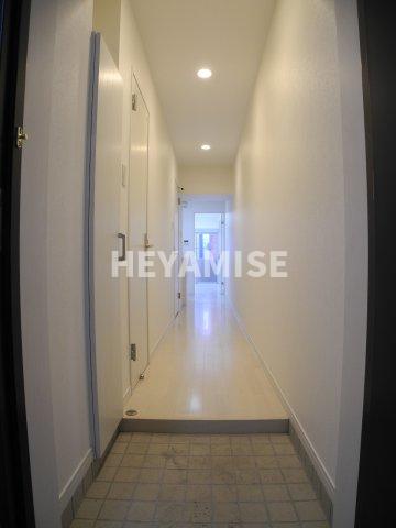 玄関　※反転間取りの別の階のお部屋の画像です※現況を優先します